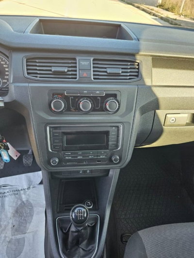 Volkswagen Veicoli Commerciali Caddy 2.0 TDI 122 CV 4MOTION Kombi (17)