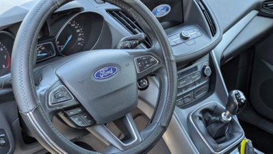 Ford Kuga 1.5 EcoBoost 120 CV 2WD (11)