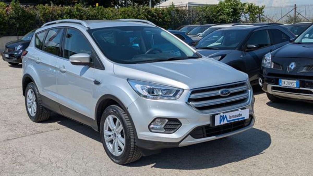 Ford Kuga 1.5 EcoBoost 120 CV 2WD (2)