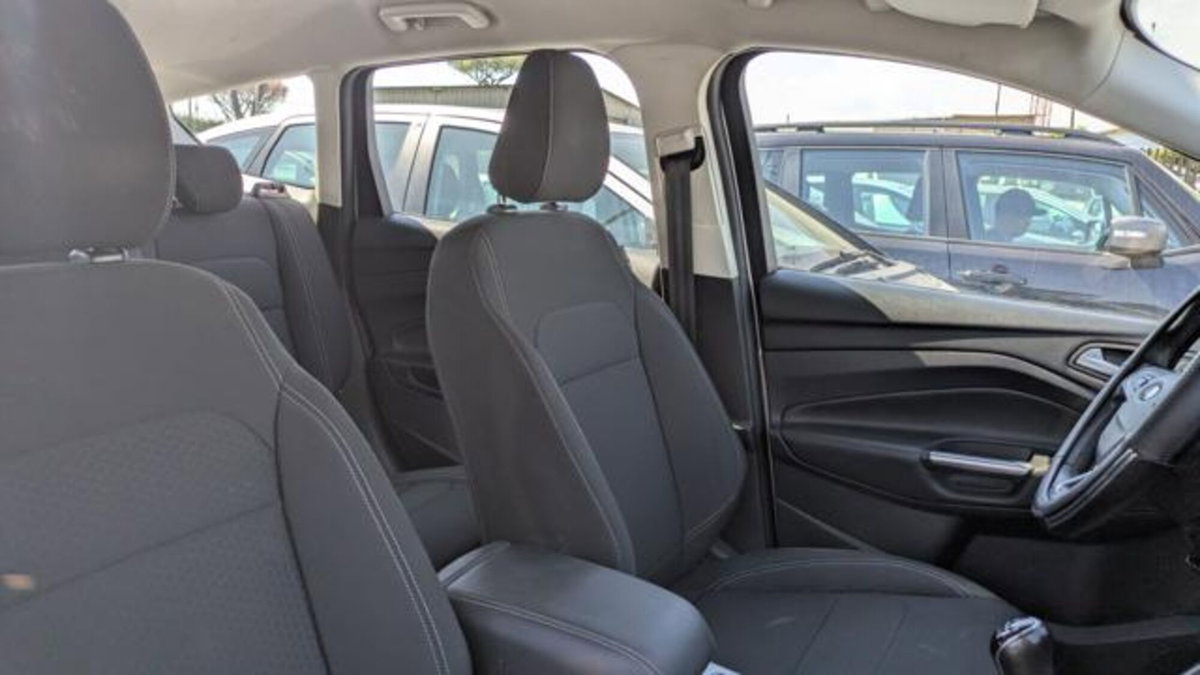 Ford Kuga 1.5 EcoBoost 120 CV 2WD (13)