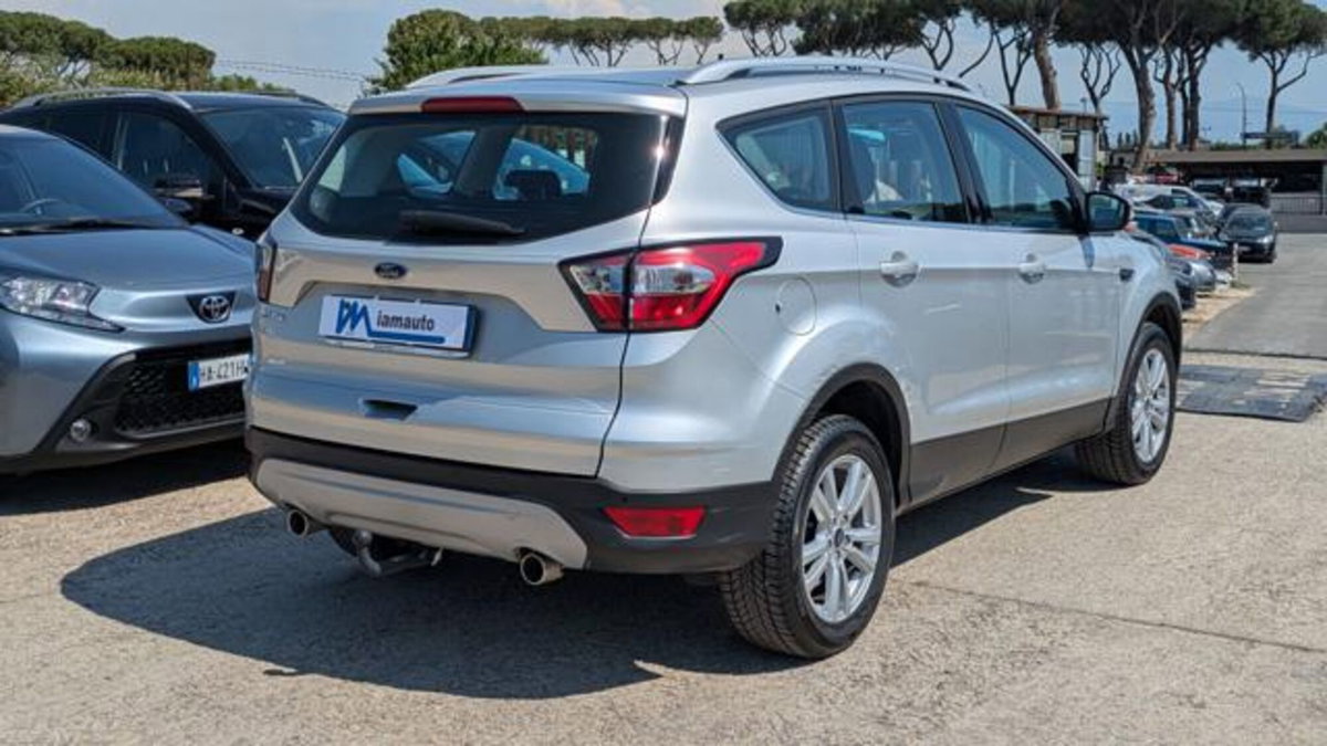 Ford Kuga 1.5 EcoBoost 120 CV 2WD (3)