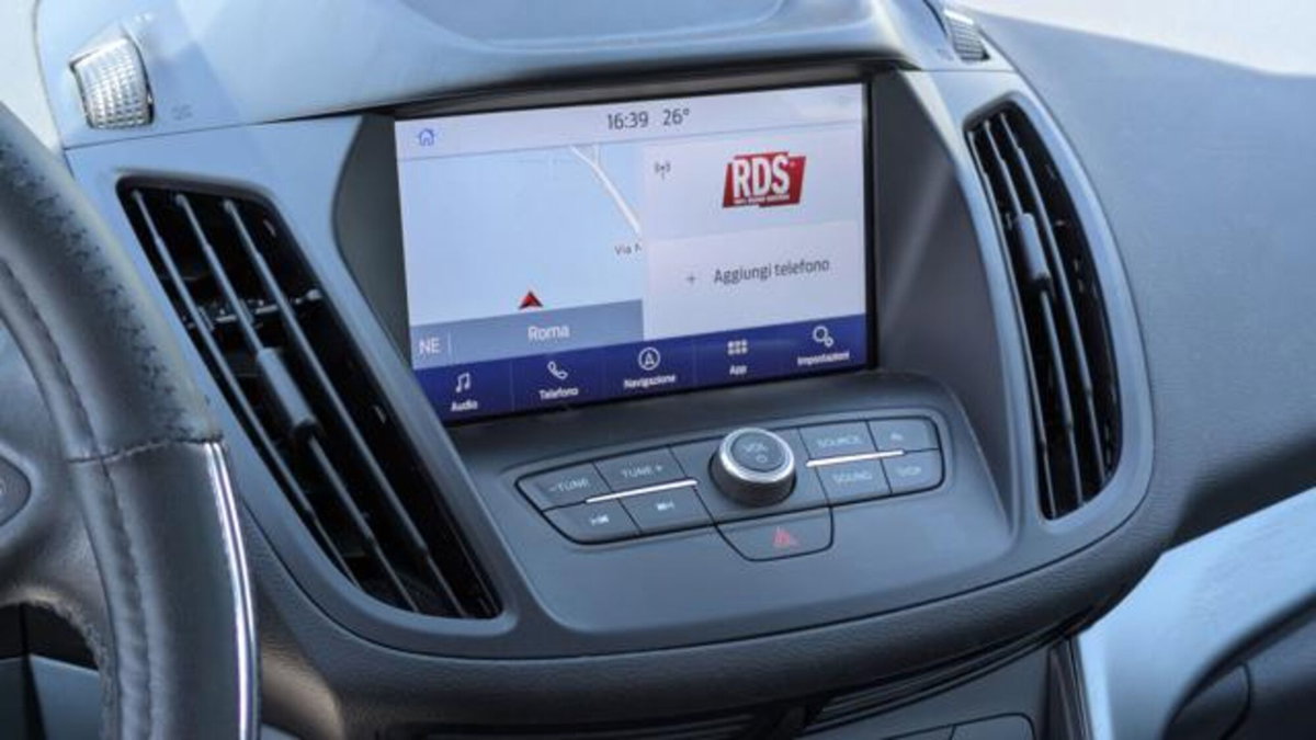 Ford Kuga 1.5 EcoBoost 120 CV 2WD (8)