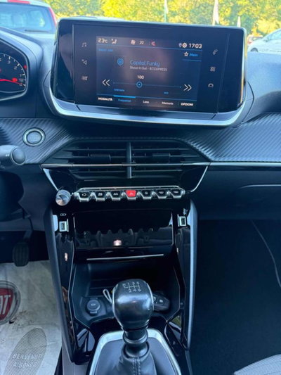 Peugeot 2008 BlueHDi 110 S&S Allure Pack (11)