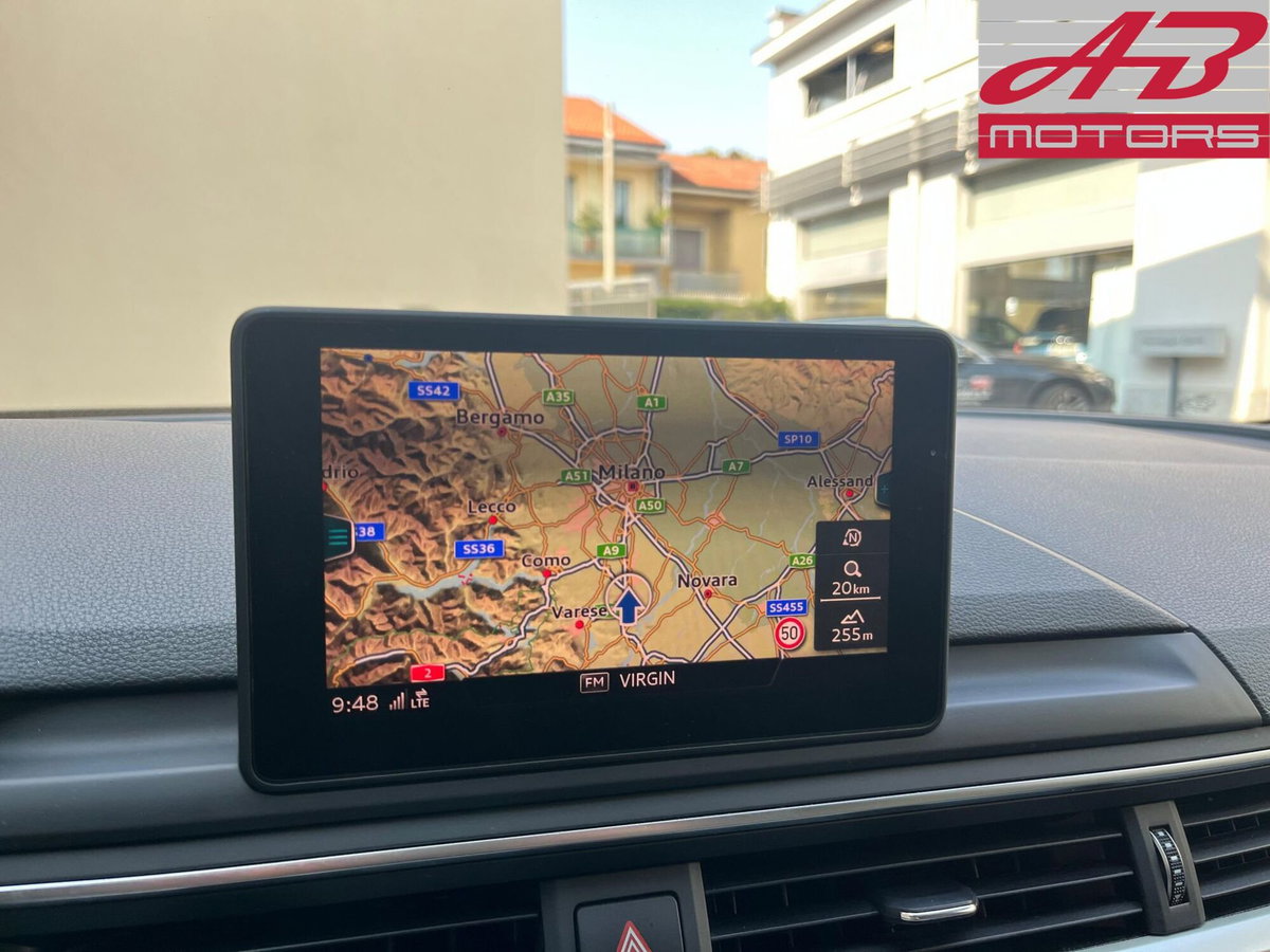 Audi A4 Avant 2.0 TDI 150 CV Business (16)