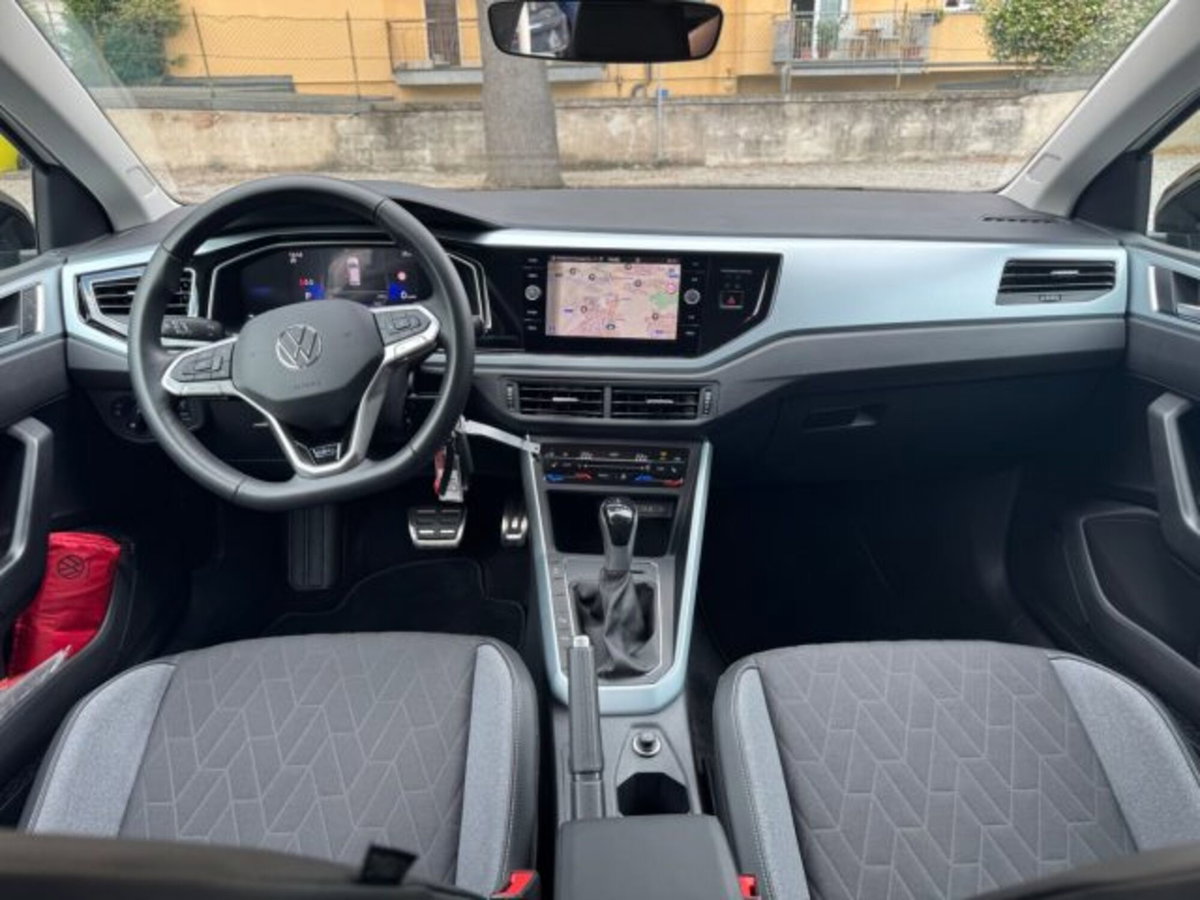 Volkswagen Polo 1.0 tsi Edition 95cv dsg (14)