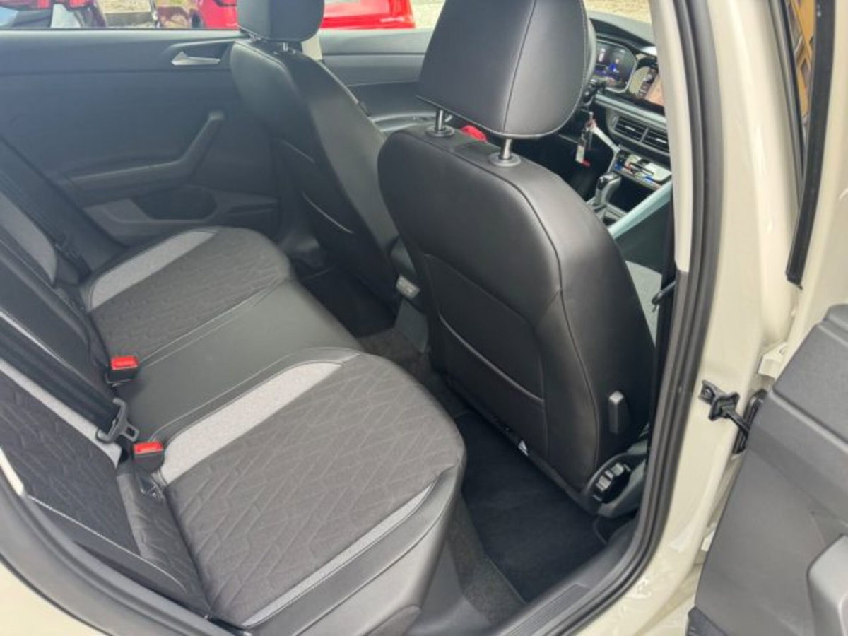 Volkswagen Polo 1.0 tsi Edition 95cv dsg (17)