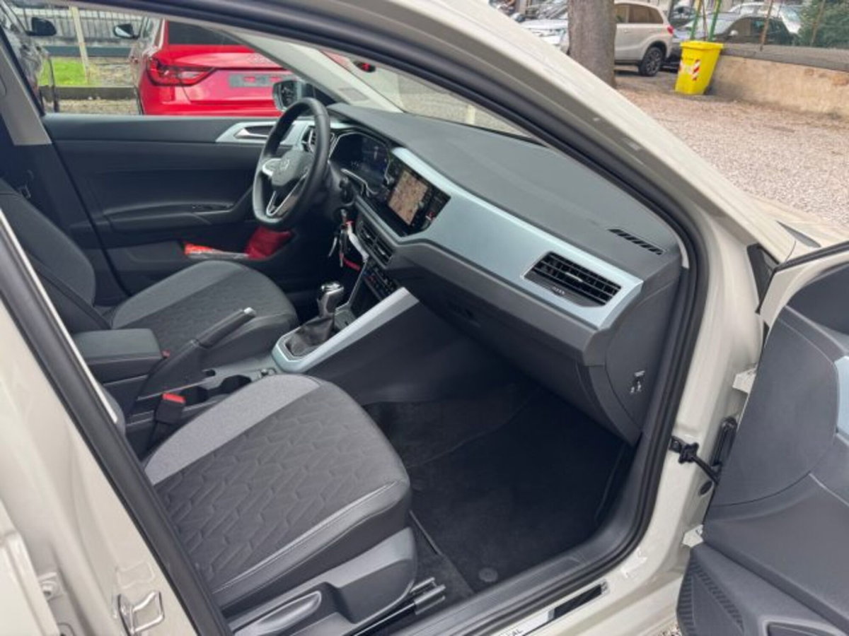 Volkswagen Polo 1.0 tsi Edition 95cv dsg (18)