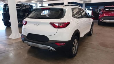 Kia Stonic 1.0 t-gdi mhev Urban 100cv mt (5)