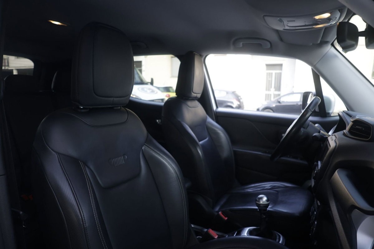 Jeep Renegade 2.0 Mjt 140CV 4WD Active Drive Limited (6)