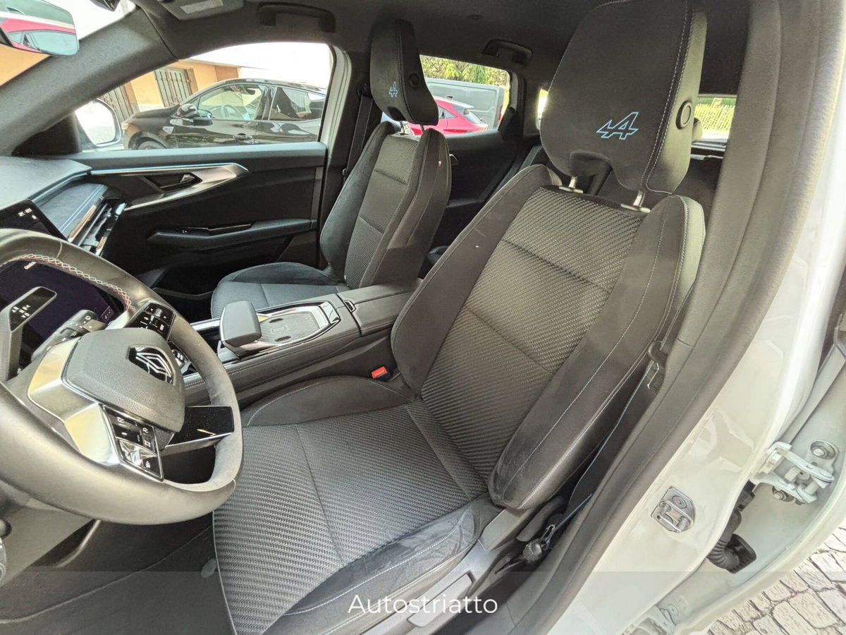 Renault Austral 1.2 full hybrid Techno Esprit Alpine 200cv auto (8)