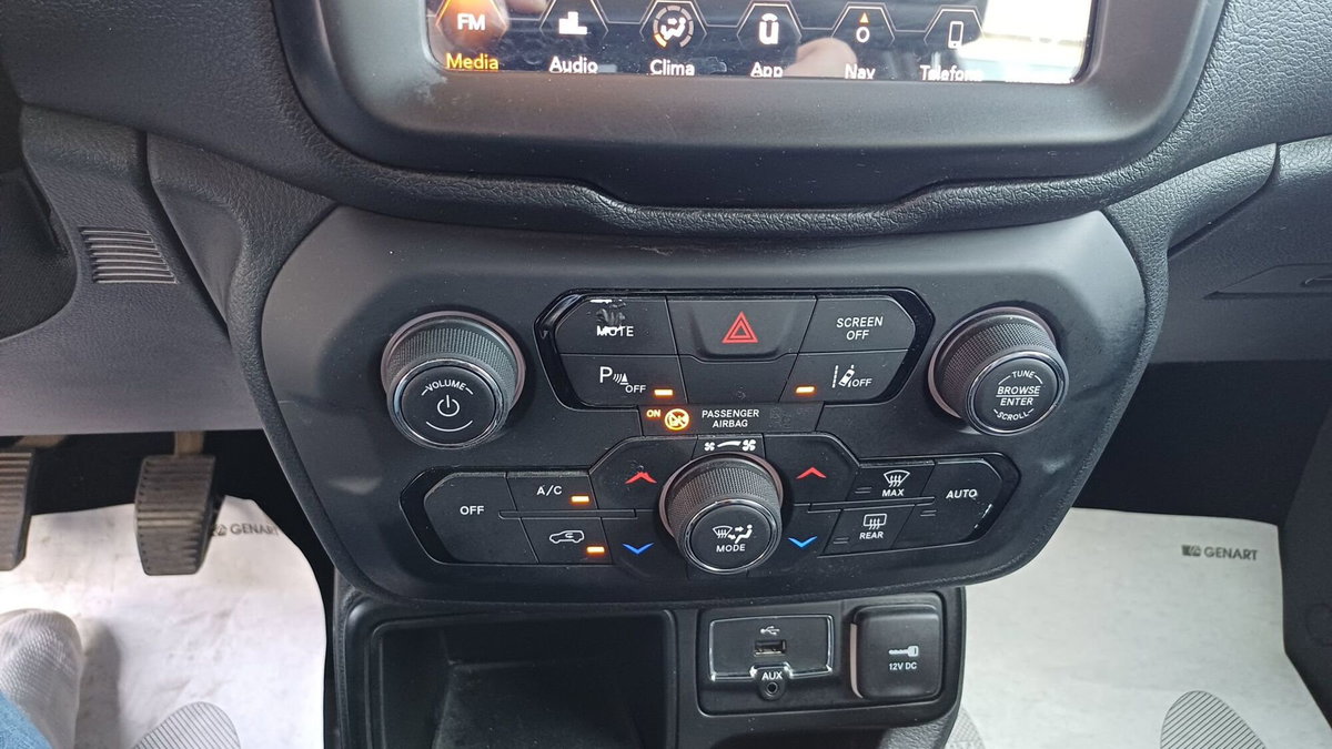 Jeep Renegade 1.4 MultiAir Limited (15)