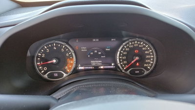 Jeep Renegade 1.4 MultiAir Limited (18)