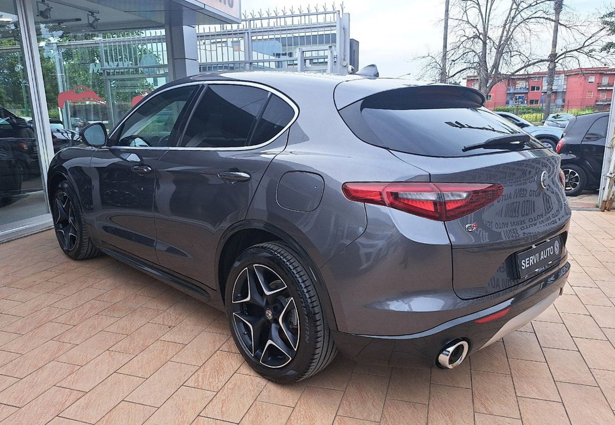 Alfa Romeo Stelvio 2.2 t Intensa Q4 210cv auto (10)