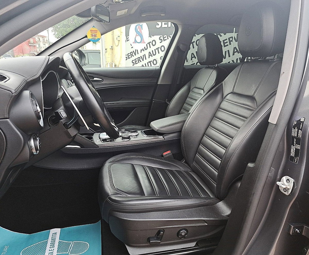 Alfa Romeo Stelvio 2.2 t Intensa Q4 210cv auto (11)