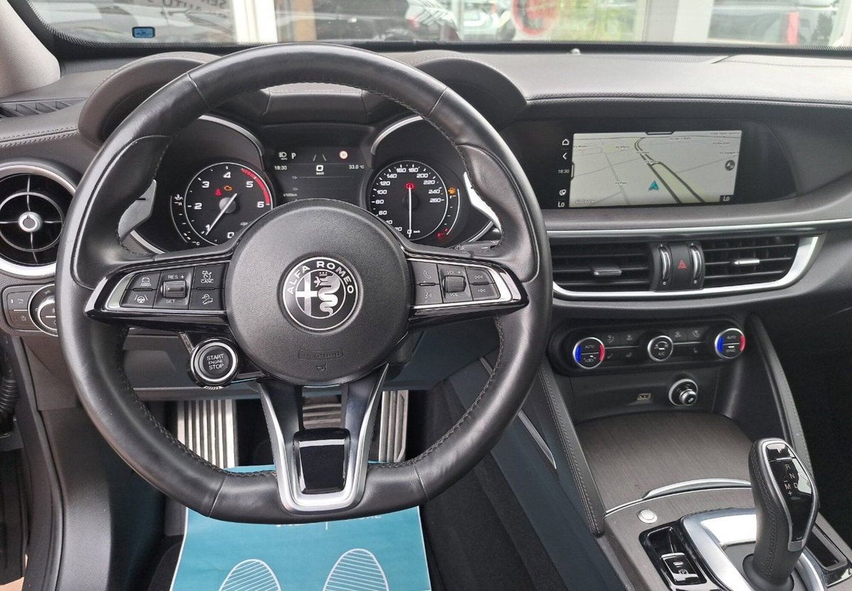 Alfa Romeo Stelvio 2.2 t Intensa Q4 210cv auto (12)