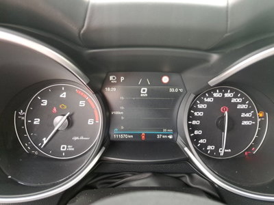 Alfa Romeo Stelvio 2.2 t Intensa Q4 210cv auto (13)