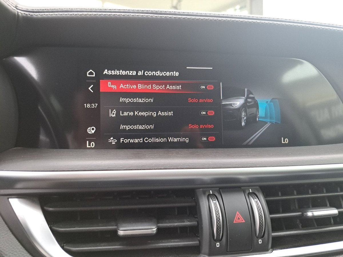 Alfa Romeo Stelvio 2.2 t Intensa Q4 210cv auto (19)