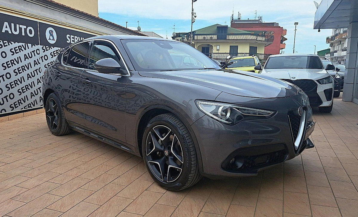 Alfa Romeo Stelvio 2.2 t Intensa Q4 210cv auto (2)