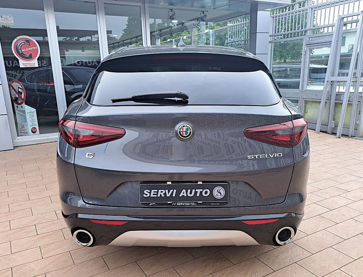 Alfa Romeo Stelvio 2.2 t Intensa Q4 210cv auto (8)