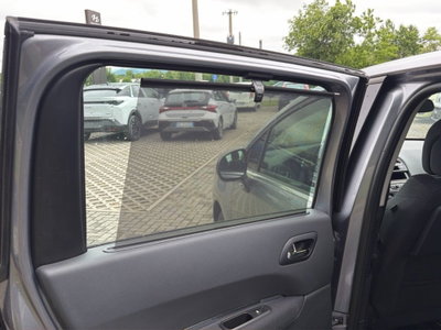 Peugeot 5008 1.6 THP 156CV Allure (11)