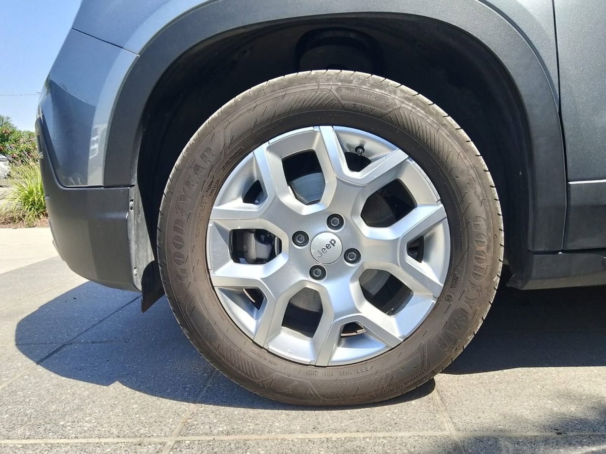 Jeep Avenger 1.2 turbo e-hybrid mhev Altitude fwd 110cv edct6 (7)