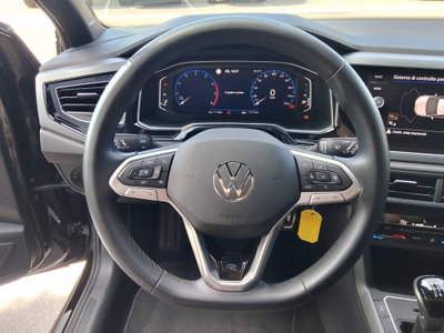 Volkswagen Taigo 1.0 tsi R-Line 115cv (11)