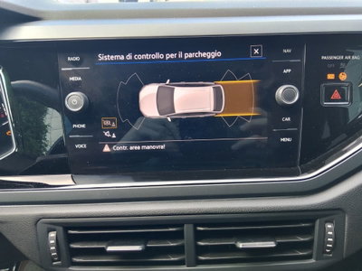 Volkswagen Taigo 1.0 tsi R-Line 115cv (12)