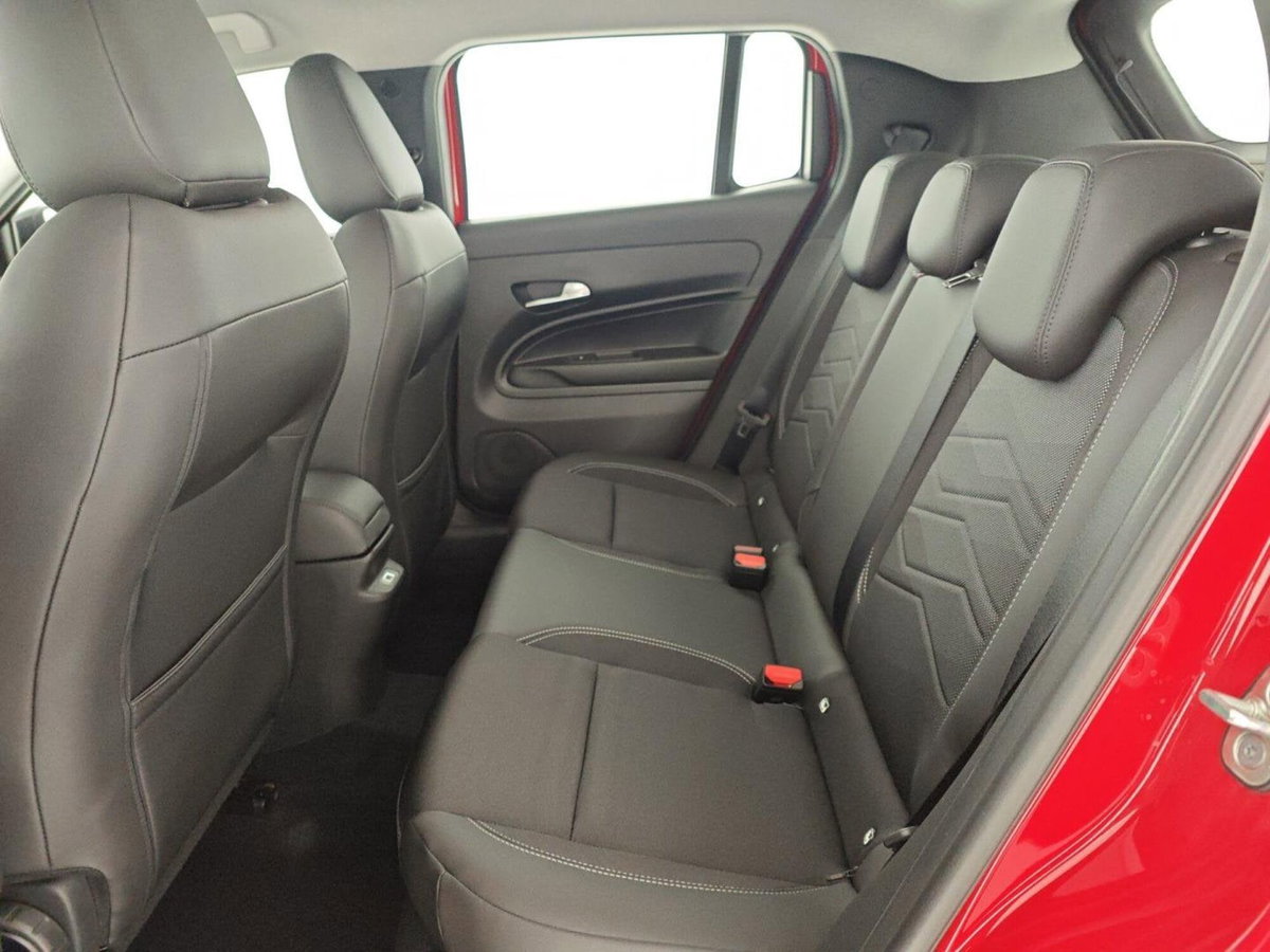Jeep Avenger 1.2 turbo Altitude fwd 100cv (12)