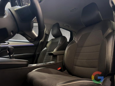 Renault Arkana Hybrid E-Tech 145 CV Techno (8)