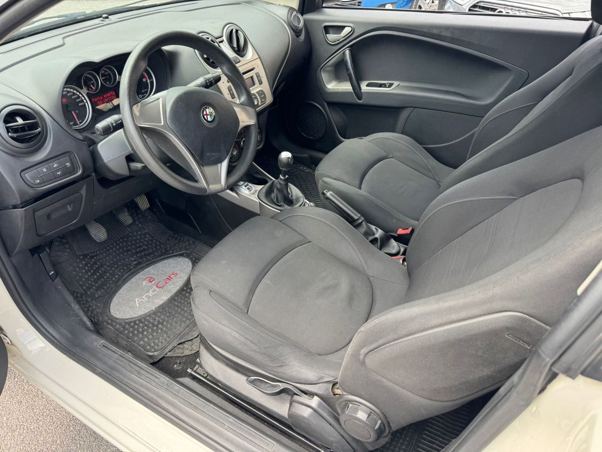 Alfa Romeo MiTo 1.3 JTDm 85 CV S&S Impression (5)