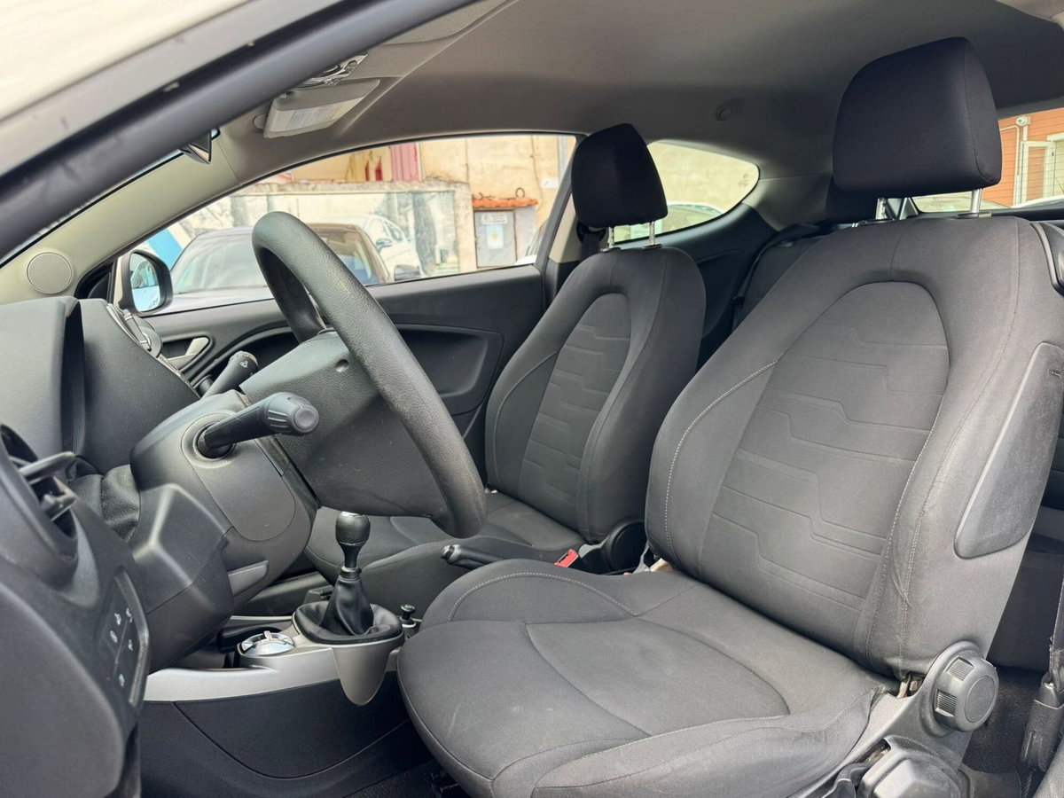Alfa Romeo MiTo 1.3 JTDm 85 CV S&S Impression (6)