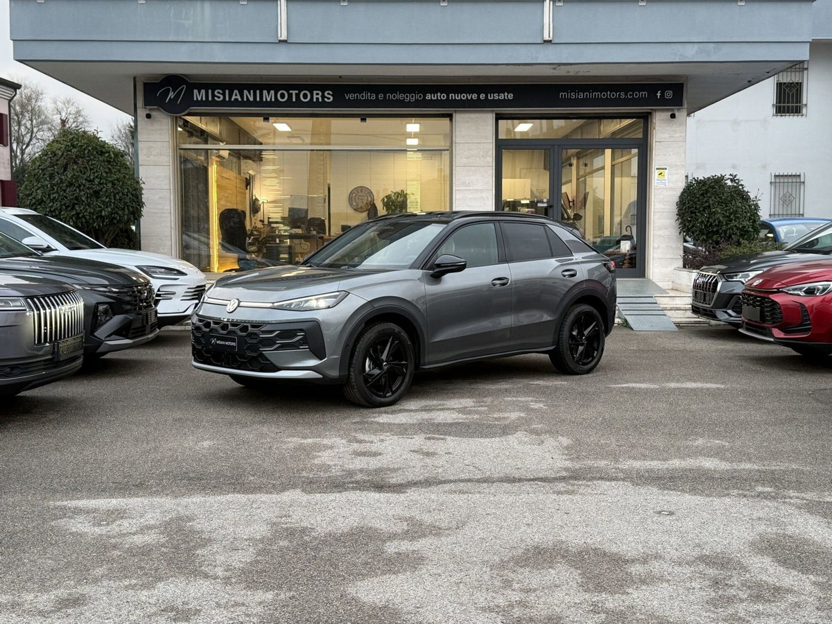 Volkswagen T-Roc 1.5 etsi Life 115cv dsg (2)
