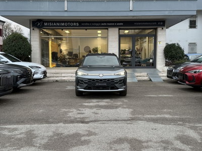 Volkswagen T-Roc 1.5 etsi R-Line 150cv dsg (3)