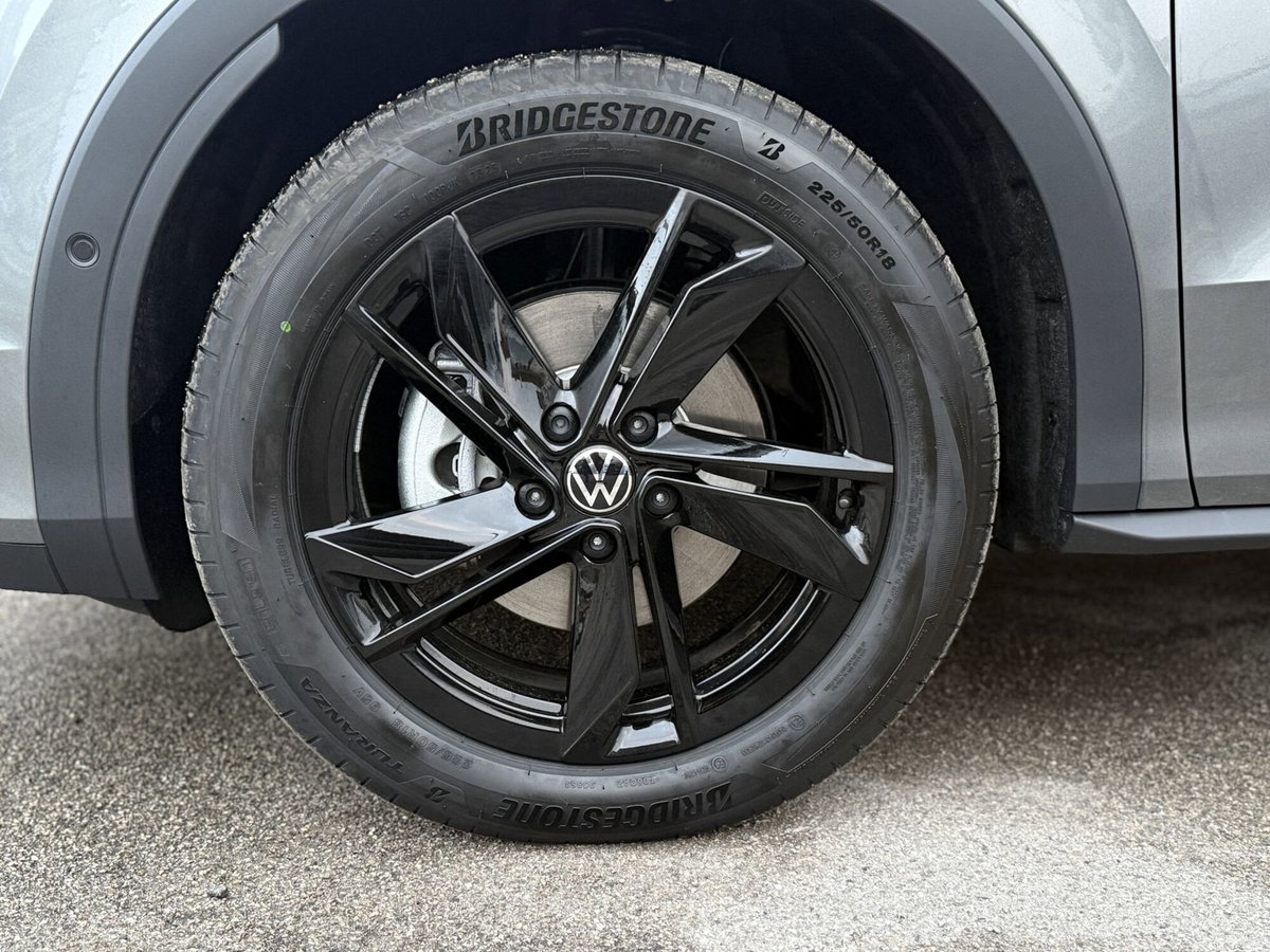 Volkswagen T-Roc 1.5 etsi R-Line 150cv dsg (6)