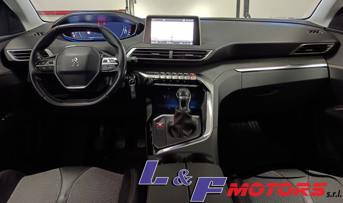 Peugeot 3008 BlueHDi 120 S&S Allure (10)