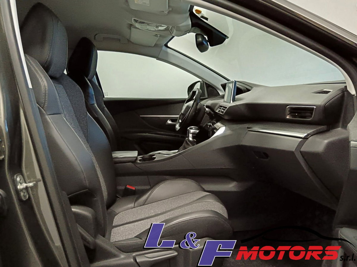 Peugeot 3008 BlueHDi 120 S&S Allure (15)
