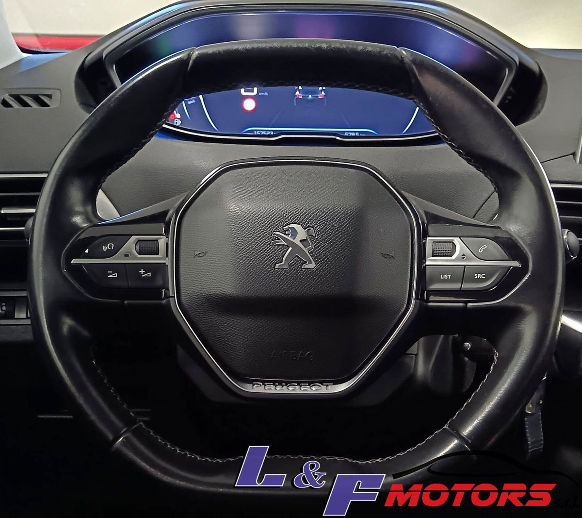 Peugeot 3008 BlueHDi 120 S&S Allure (18)