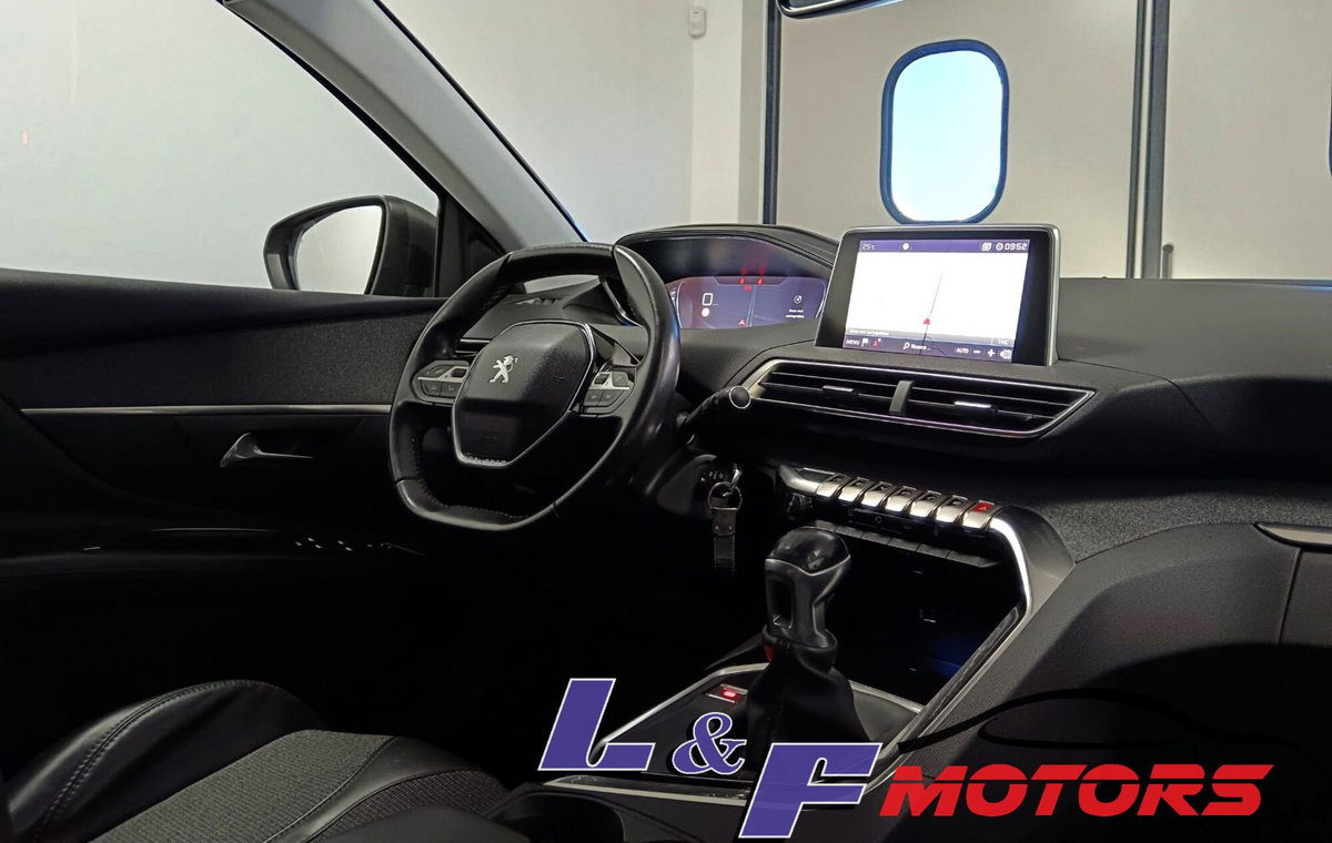 Peugeot 3008 BlueHDi 120 S&S Allure (20)