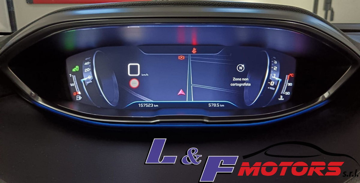 Peugeot 3008 BlueHDi 120 S&S Allure (9)