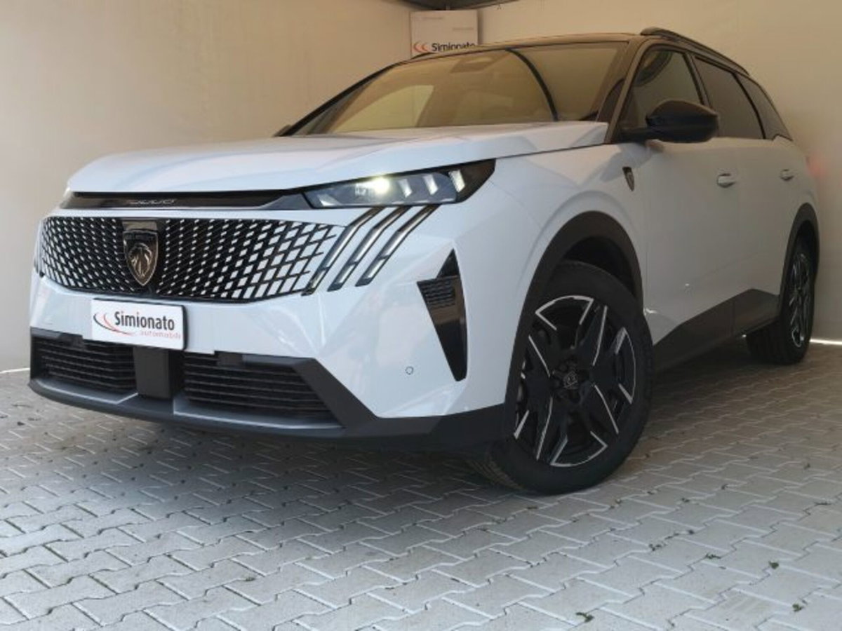 Peugeot 5008 1.2 hybrid 48V GT 136cv e-dcs 6