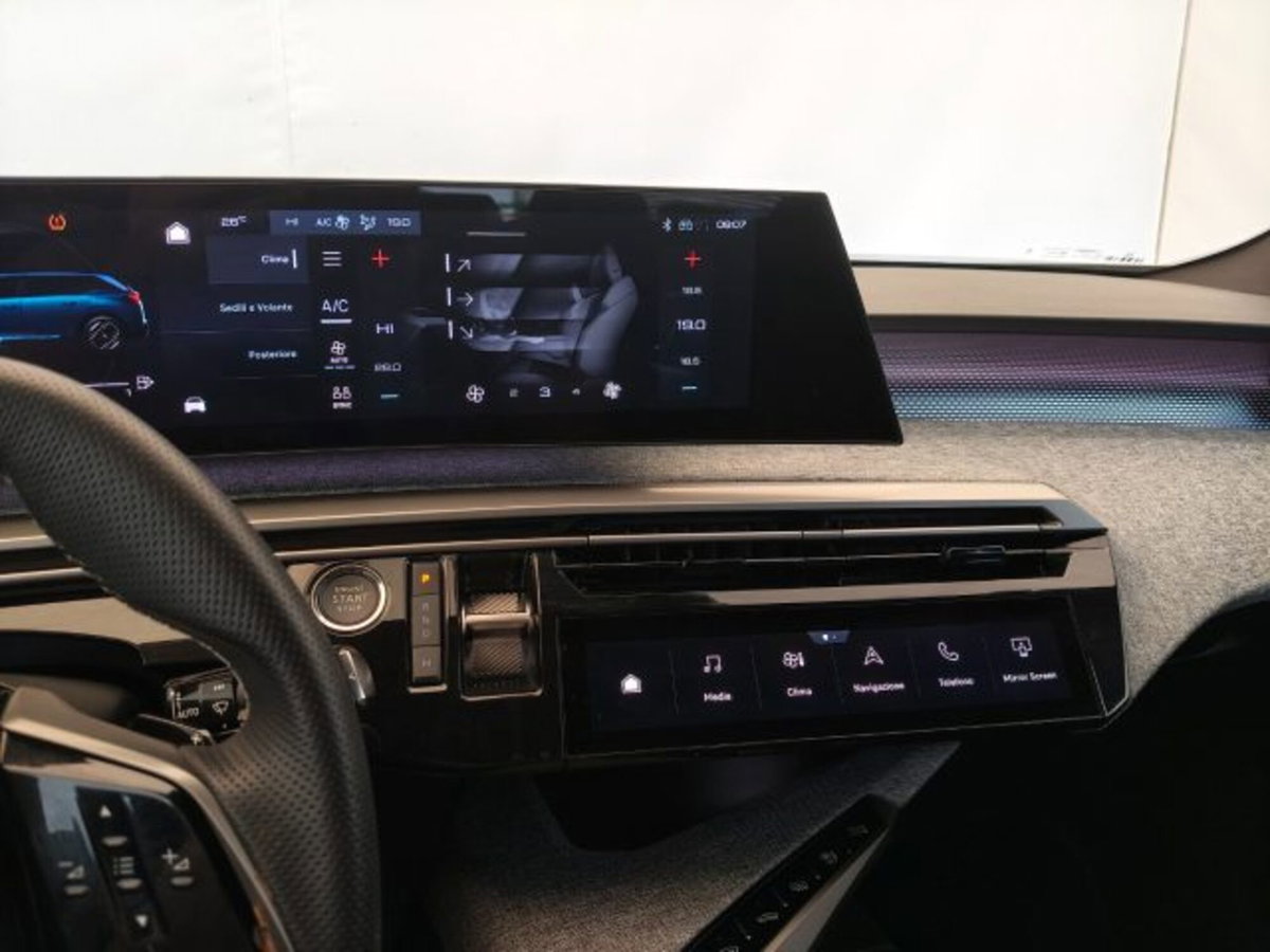 Peugeot 5008 1.2 hybrid 48V GT 136cv e-dcs 6 (13)