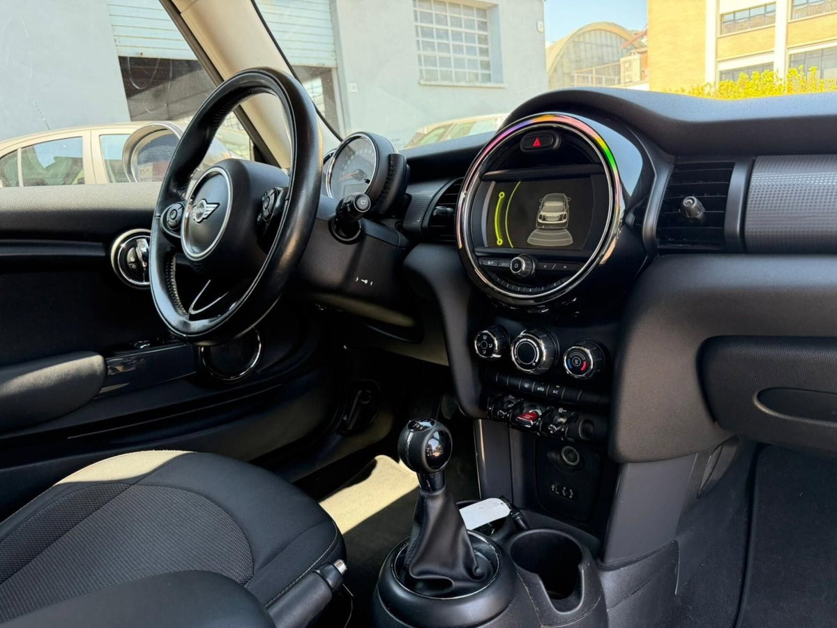 MINI Mini 1.5 Cooper D Hype (12)