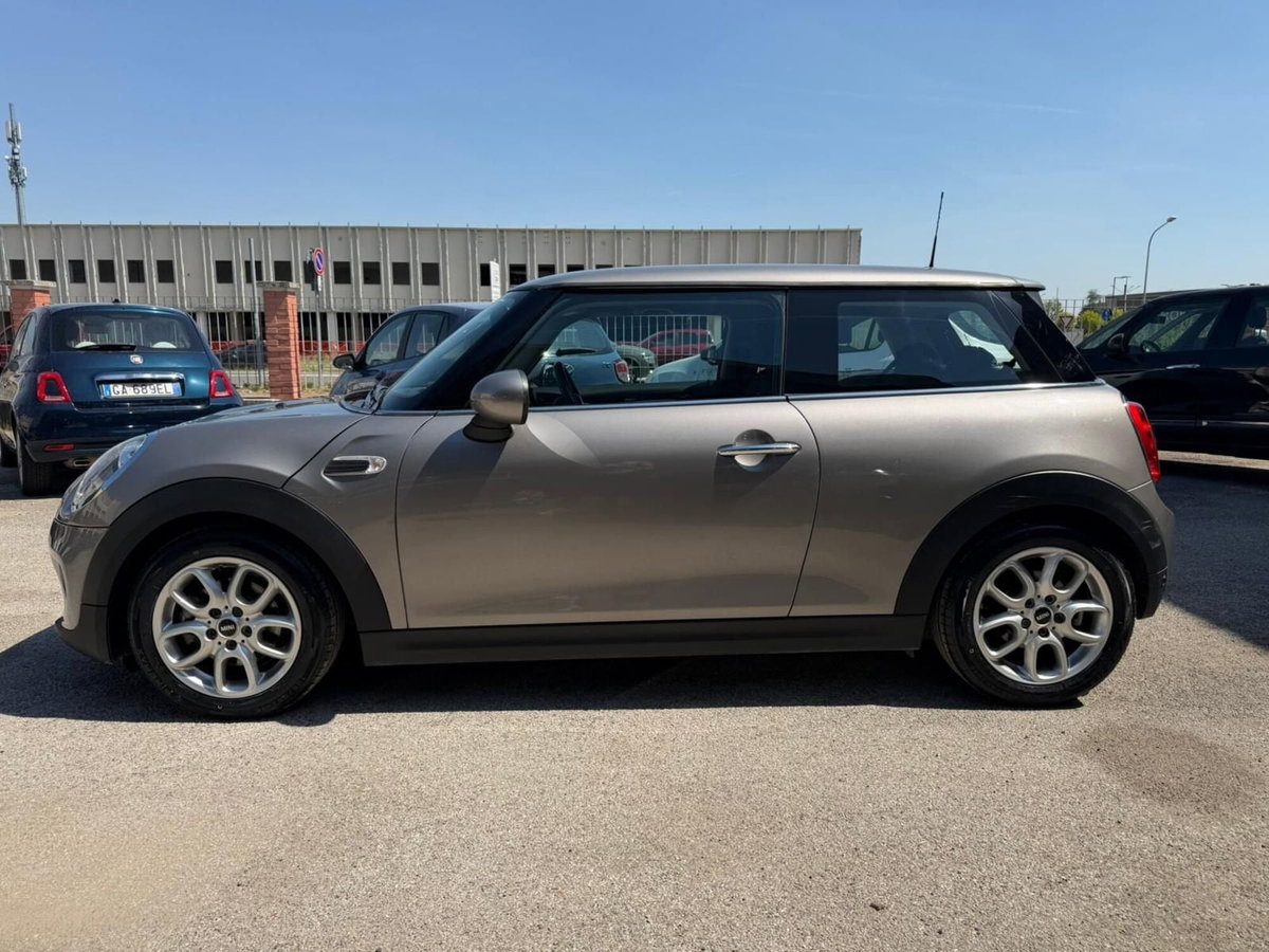 MINI Mini 1.5 Cooper D Hype (9)