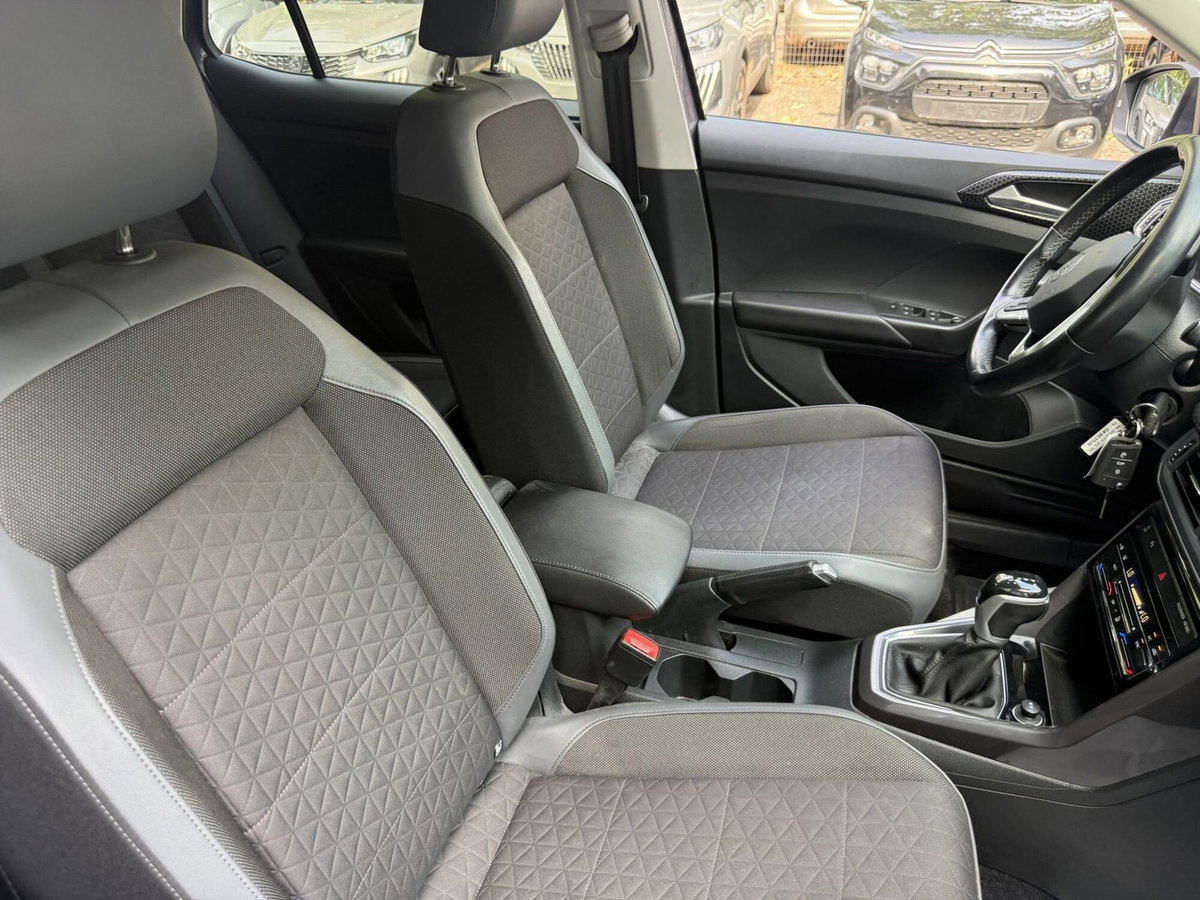 Volkswagen T-Cross 1.0 TSI 110 CV DSG Advanced (9)