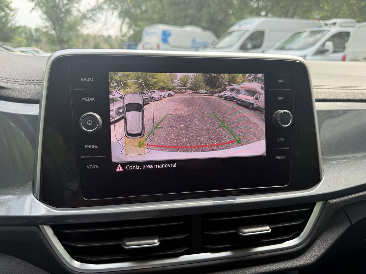 Volkswagen T-Roc 1.0 TSI Style (15)