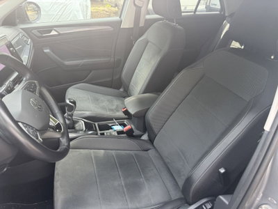 Volkswagen T-Roc 1.0 TSI Style (8)
