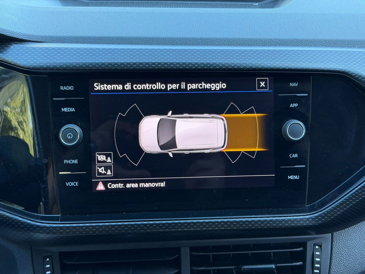 Volkswagen T-Cross 1.0 TSI 110 CV DSG Style (8)