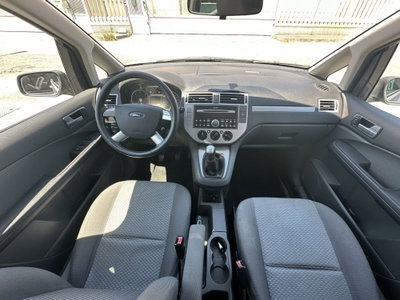 Ford Focus 1.6 TDCi (90CV) (10)