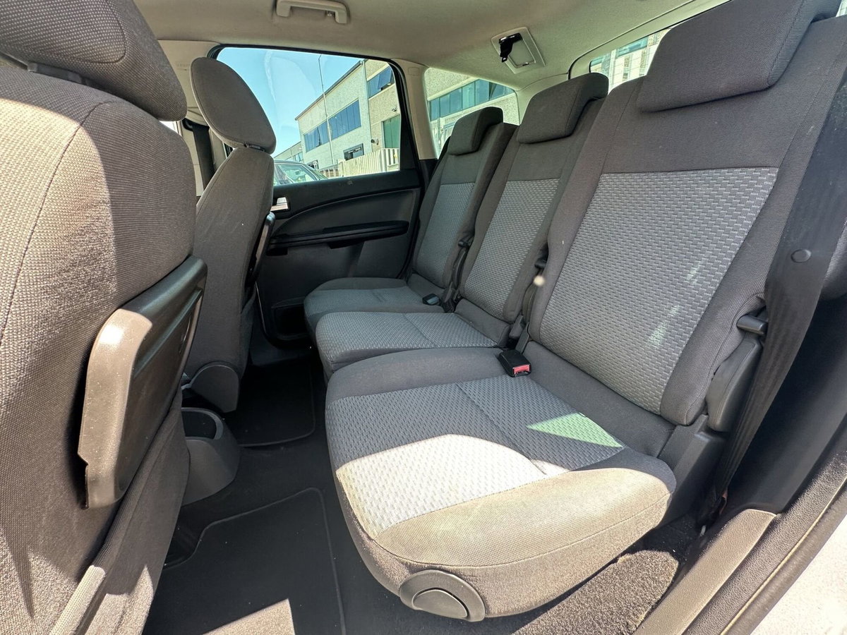 Ford Focus 1.6 TDCi (90CV) (13)