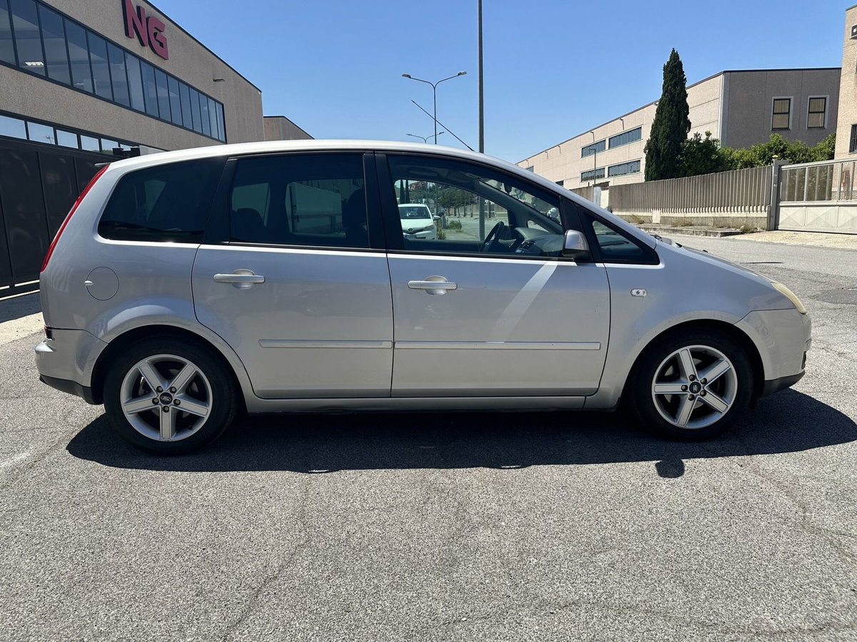 Ford Focus 1.6 TDCi (90CV) (7)
